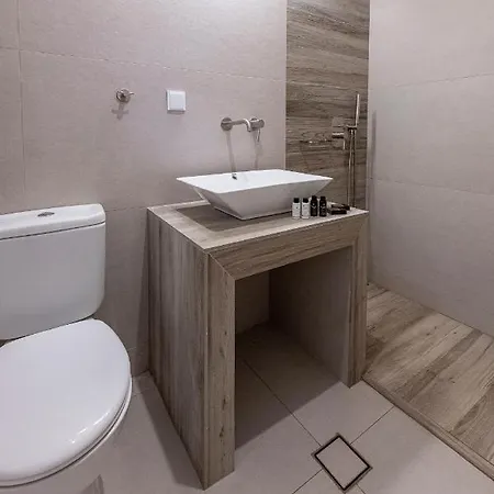 Gaia Lux 4* Pachaina